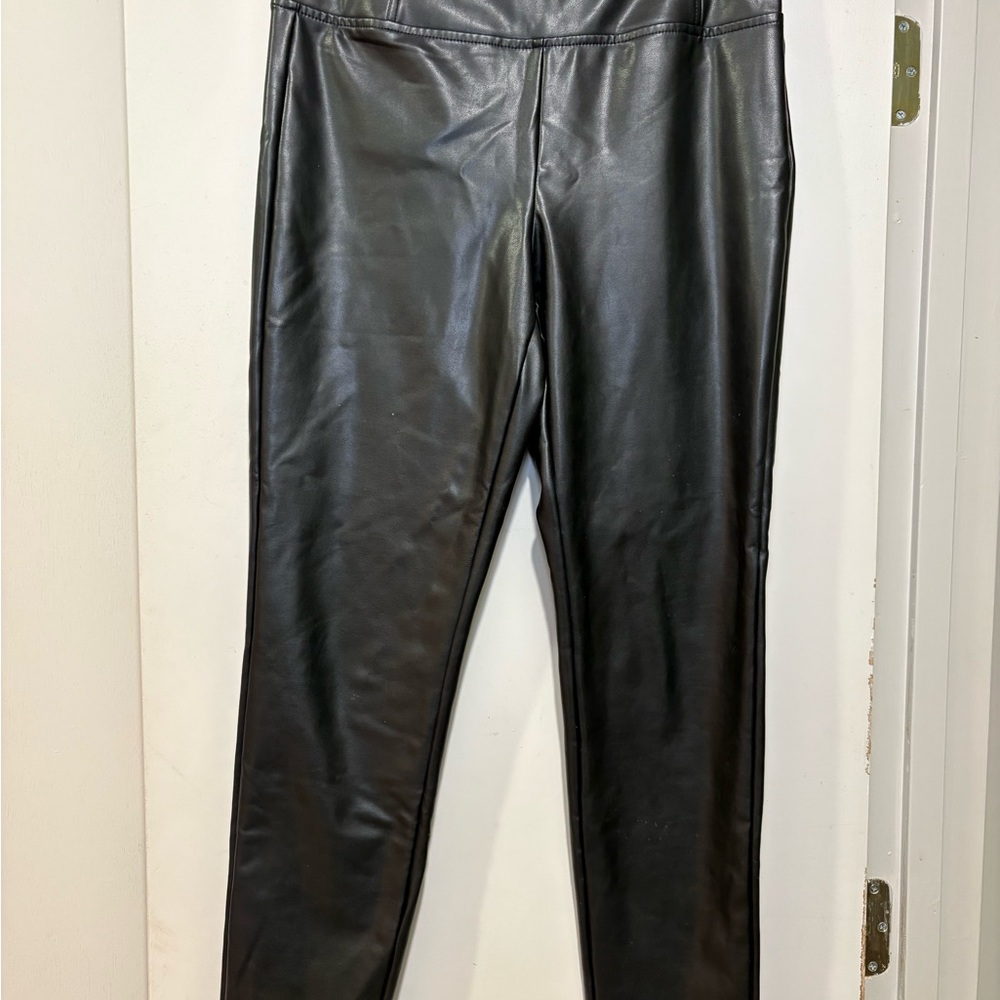 Laundry By Shelli Segal Black Faux Leather Pants
